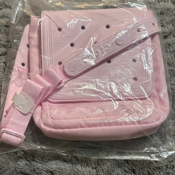 CROCS Handbags - Crocs Pink Crossbody Bag